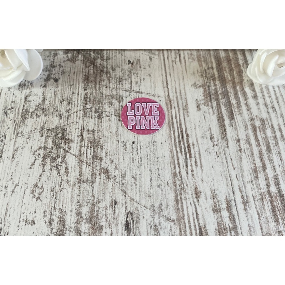 Brand new PINK Victoria’s Secret logo
